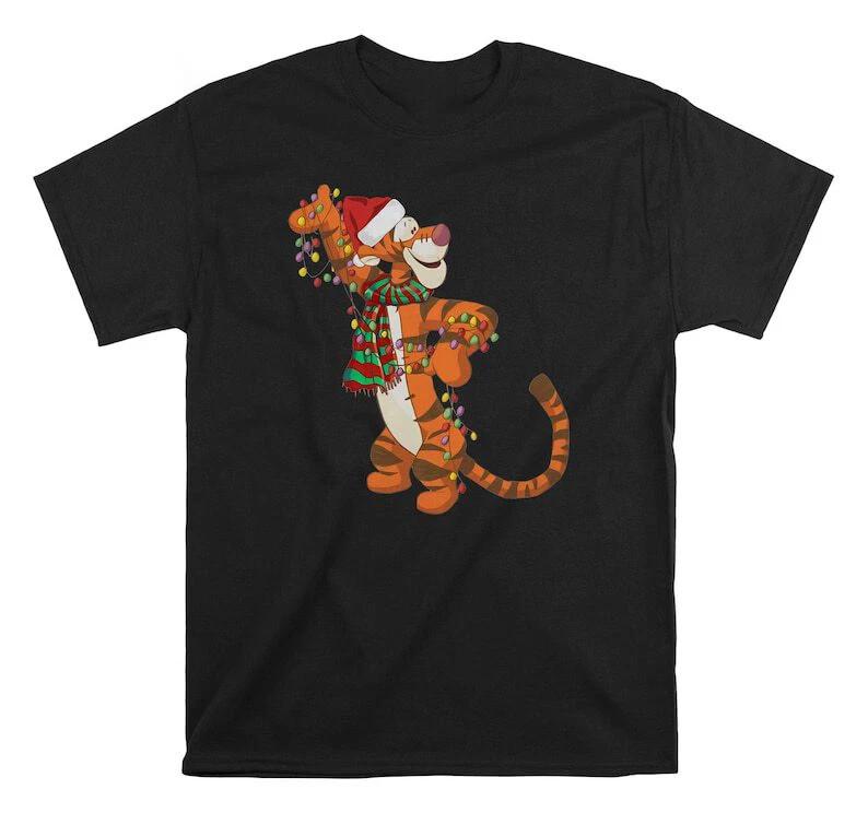 

Tigger Santa Hat With Christmas Lights Tshirt Women Men Unisex Unisex T-Shirt M