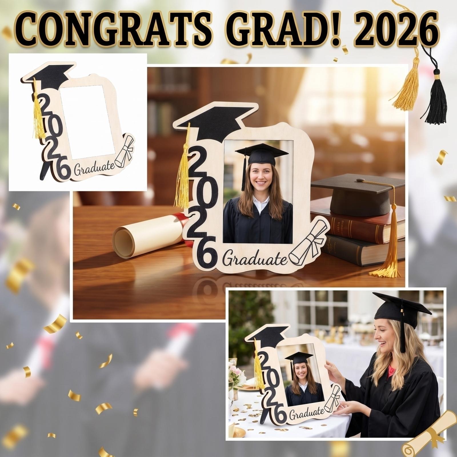 

Graduation Wooden Desktop Ornament One Size