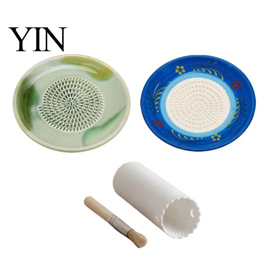 Ceramic Kitchen Gadget Garlic Grater Plate, Manual Grinding Tool for Ginger Spice, Grinder Plate Non-Stick Fruits Vegetables, Multifunctional