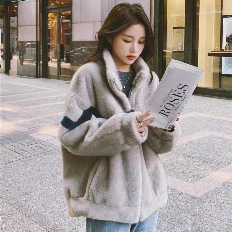 

Mink fleece jacket women s fur short fleece thickened 2024 winter new thin small imitation woolen coat