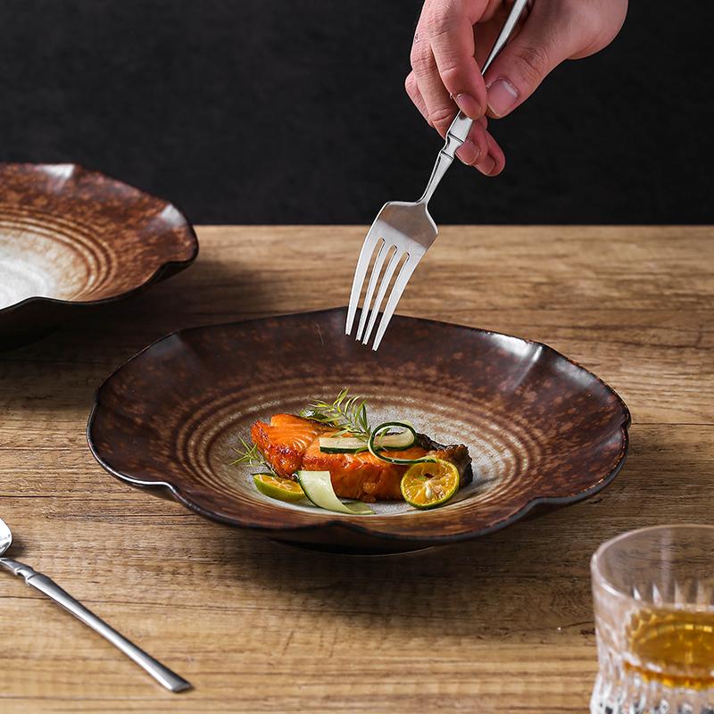 Chinese-style retro ceramic high-end irregular salad plates, dessert plates and creative tableware