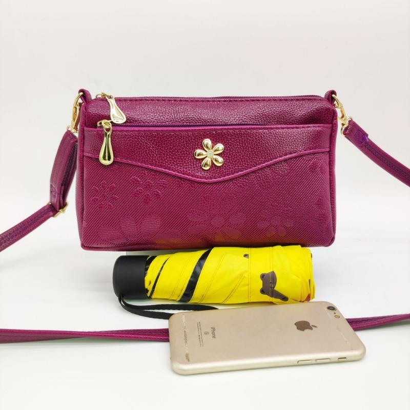 Summer new middle-aged and elderly mothers trend fashion embossed large capacity shoulder oblique span bag women