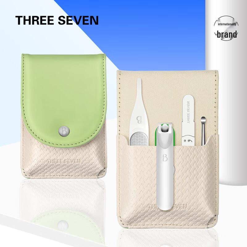 THREE SEVEN 777 4-Piece Rotating Nail Clipper Set