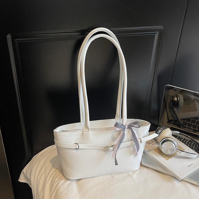 High-end Fashion Tote Small Square Bag Autumn New Simple Casual Shoulder Bag Commuter Armpit Bag