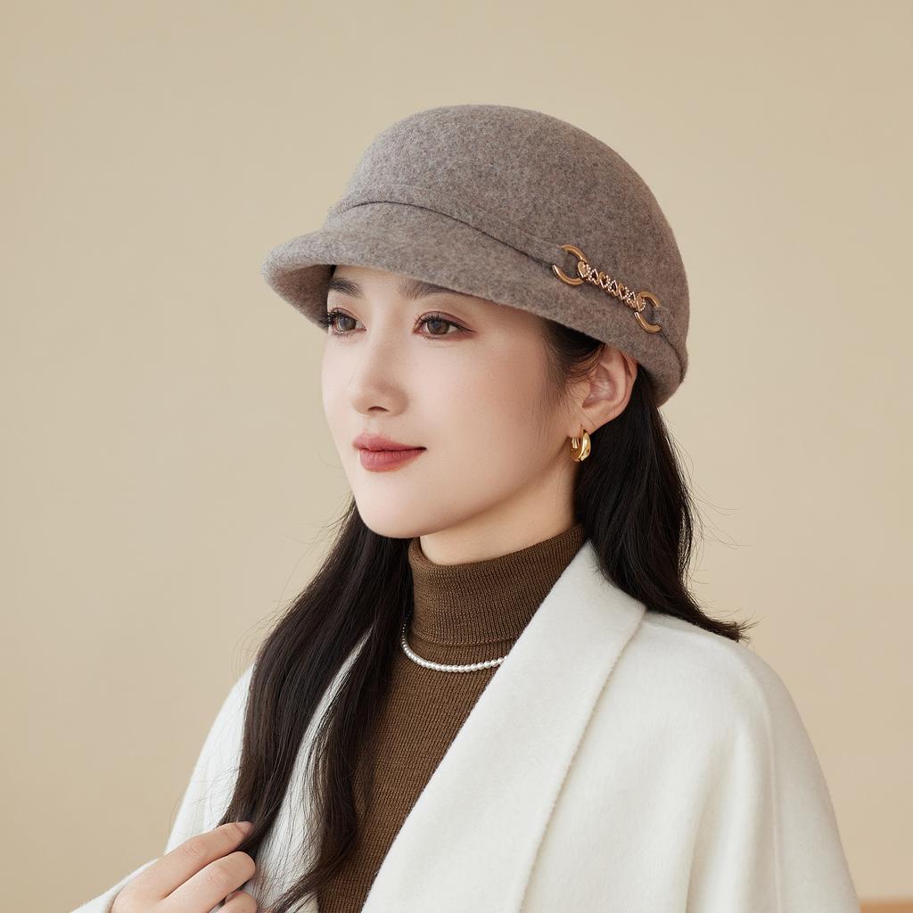 New Autumn and Winter Woolen Mother Hat Women's French Elegant Retro Equestrian Hat Outdoor Travel Warm Felt Hat
