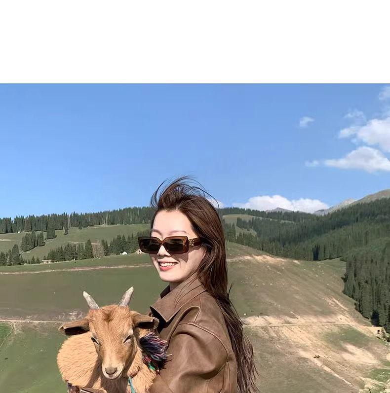 Women's Brown PU Leather Retro Motorcycle Jacket for Spring & Autumn