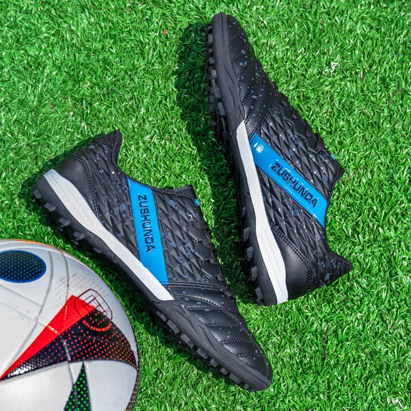 New Men Football Shoes Professional Fast Soccer Shoes Indoor Cleats Football Field Boots Society Cleats Ultralight Sneaker Match