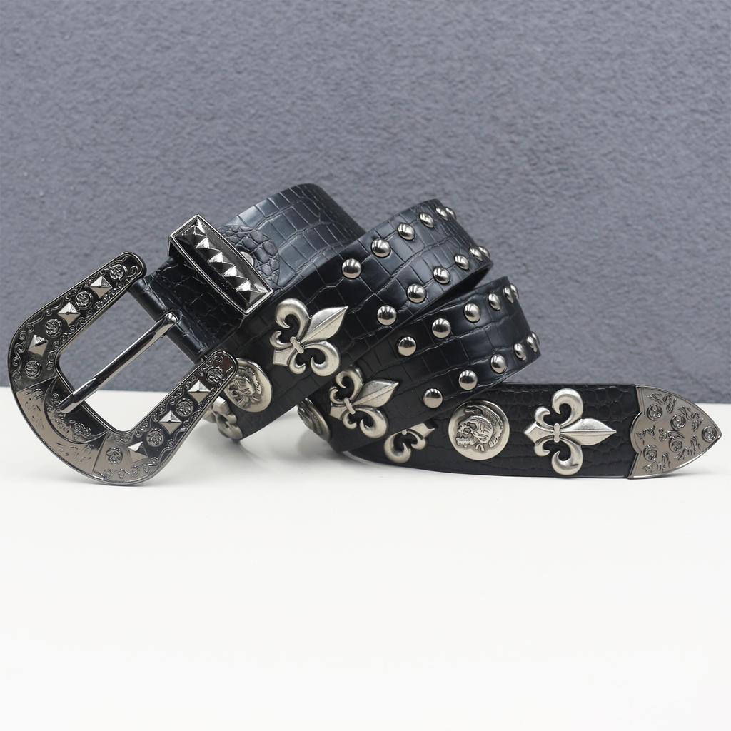 Cross Gothic Rivet Belt Metal Pyramid Belt for Men and Women Punk Hardware Jeans Belts Designer Belt Female Belts