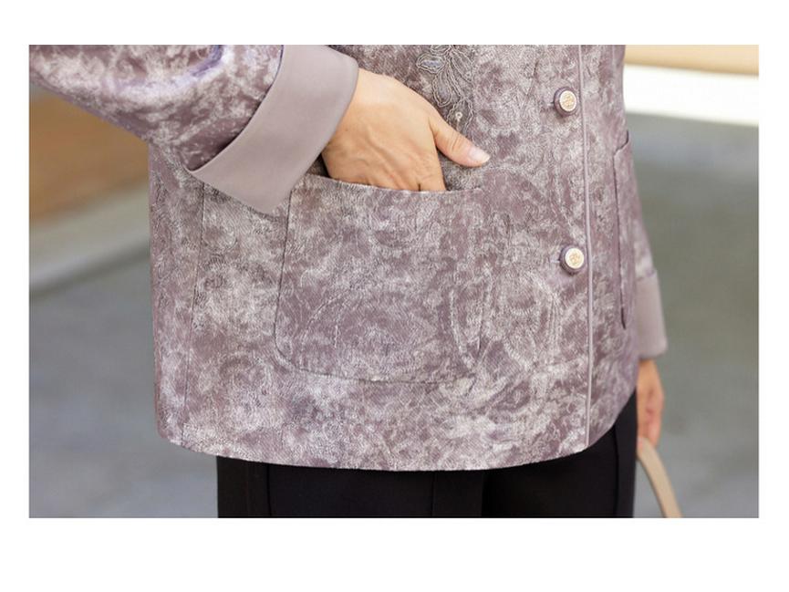 Elevate Your Style with Our New Chinese-style, Elegant Jacket for Middle-aged Women—perfect for Spring and Autumn.