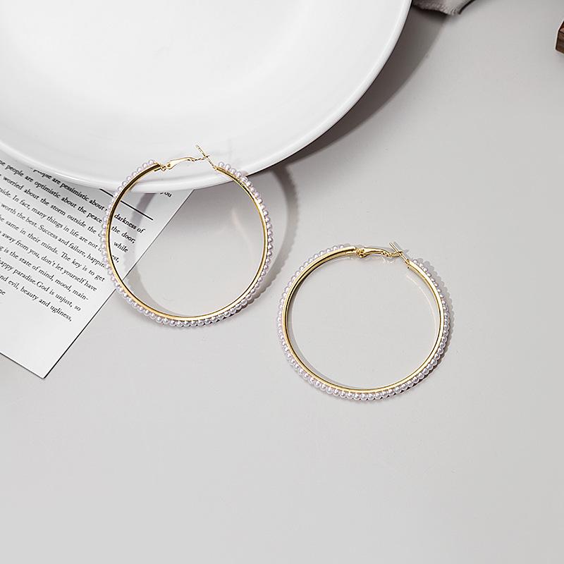 European Geometric Spiral Pearl Ear Cuff: Exaggerated Versatile Circle Earrings for Women