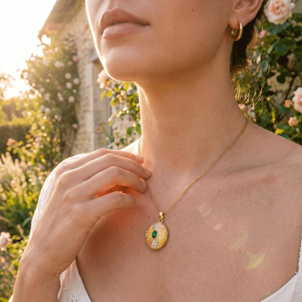Oval Shape Photo Frame Necklace Romantic Vintage Openable Necklace Women Jewelry