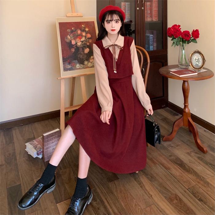 [Twill Corduroy] Autumn and winter new French retro splicing fake two-piece waist and thin dress for women