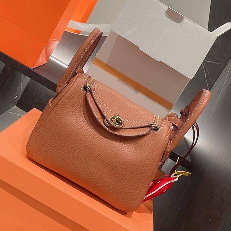 

Lindi Bag Cowhide New Mini Pillow Doctor s Medicine Box Crossbody Female Commuting Leather Shoulder 19cm