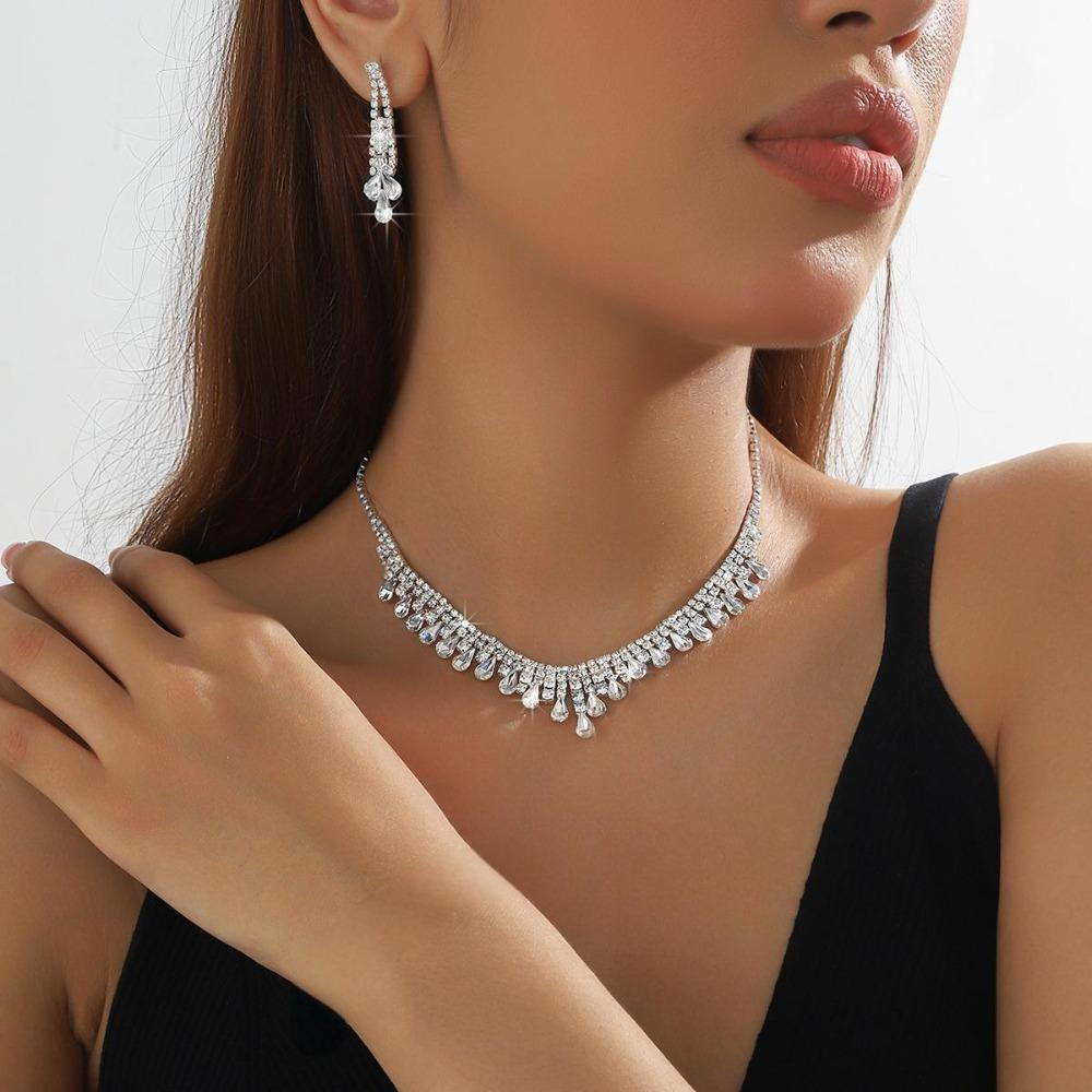 Water Drop Rhinestone Jewelry Set Inlaid Crystal Necklace Set Tassel Necklace Earrings Set Bridal