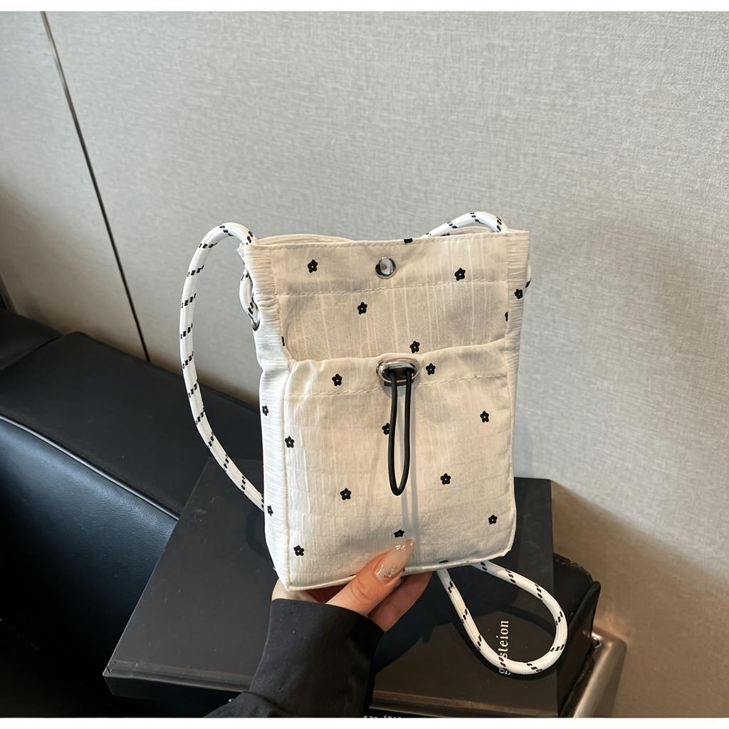 Wrinkled Cloud Bag New Summer Versatile Casual Gentle And Sweet One Shoulder Crossbody Phone Bag Daily Matching