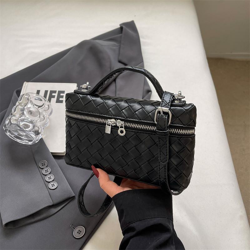 Ielgy Fashionable Woven Bag Hand-Carrying Square Box Lunch Box Bag Portable Shoulder Messenger Bag