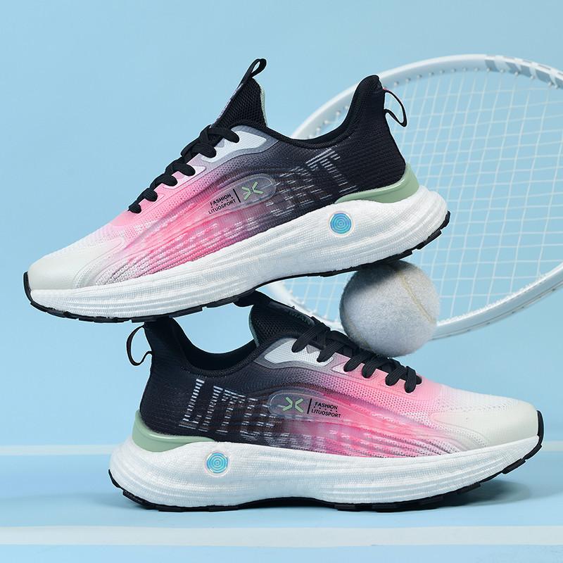 Running Shoes 2025 Summer New Breathable Mesh Casual Shoes Soft Sole Light Shock Absorption Versatile Couple Sports Shoes