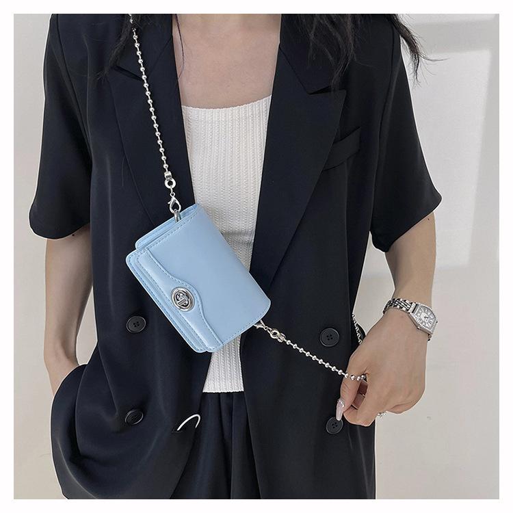 Frühling/Sommer Kinder Umhängetasche - Euro-amerikanische Mode, Socialite-Stil, Einfaches Verschlussdesign, Kettenriemen, Kompakte quadratische Lippenstifttasche für Damen