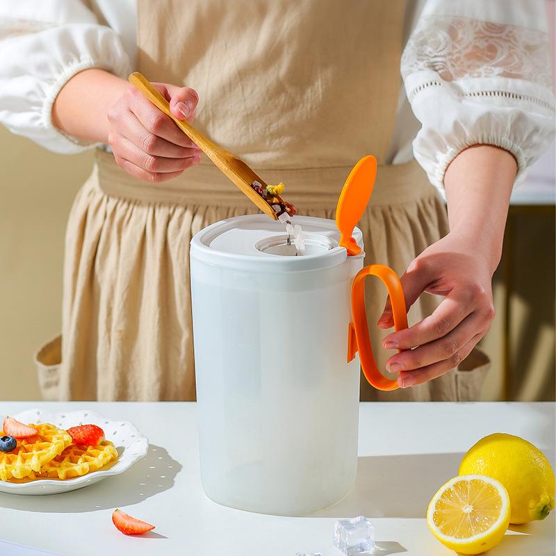 Letní lednička pro domácnost, odolná vůči vysokým teplotám, velkokapacitní, konvice na ovocný čaj