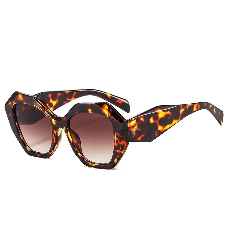 

Retro Oversized Irregular Polygon Women Sunglasses Fashion Jelly Color Eyewear Shades Uv400 Men Gradient Sun Glasses As the picture