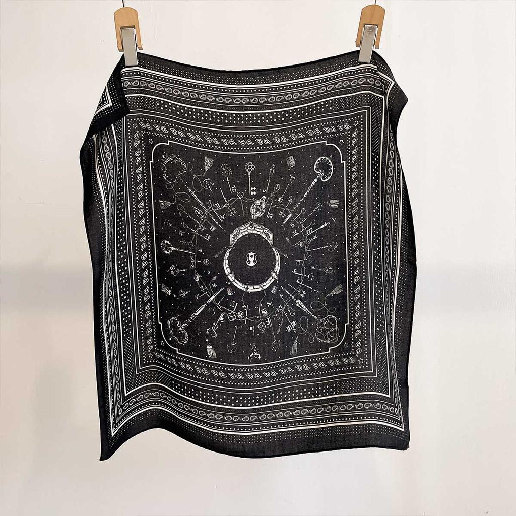 Spring New European Cashew Flower Printed Silk Scarf Women's Niche Design Sense Thin Versatile Neck Square Shawl