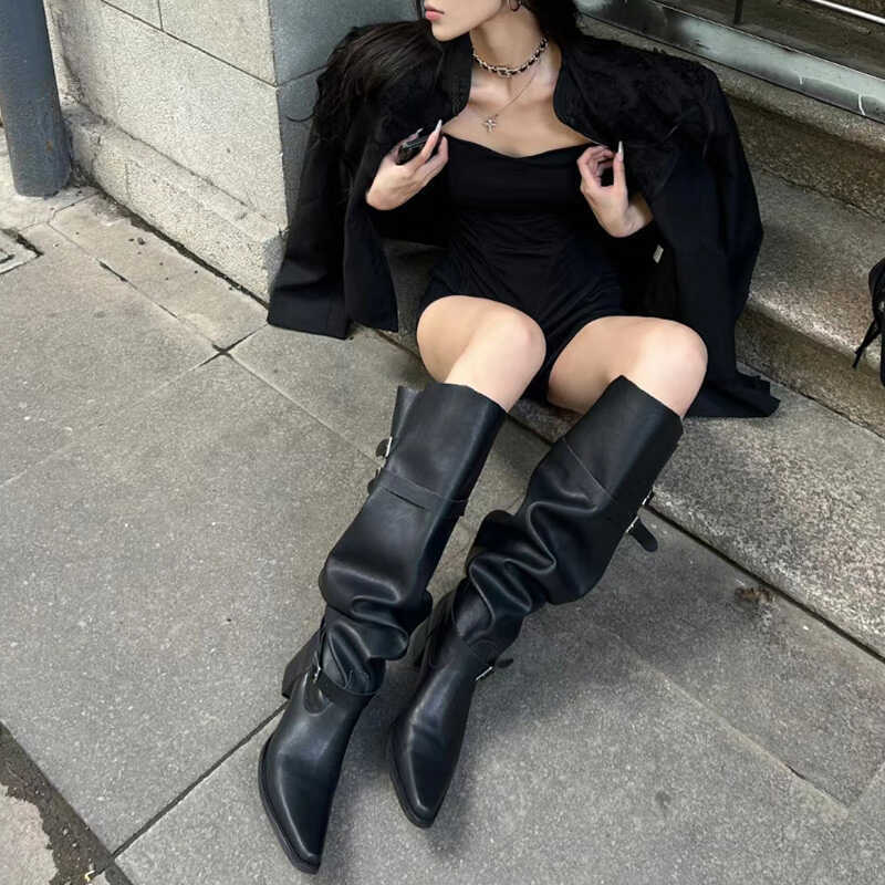 Korean version of big tube circumference piled boots women's thick heel but knee boots autumn belt buckle western boots fashion boots
