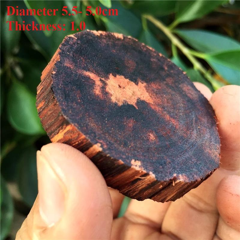 

Круг Сырое Дерево Цзян Чжэнь Благовония Ци Нань Сорт Ручной Работы DIY Материал для Подвески Буддийские Четки Браслет Материалы из Сырого Дерева 5.5- 5.0cm