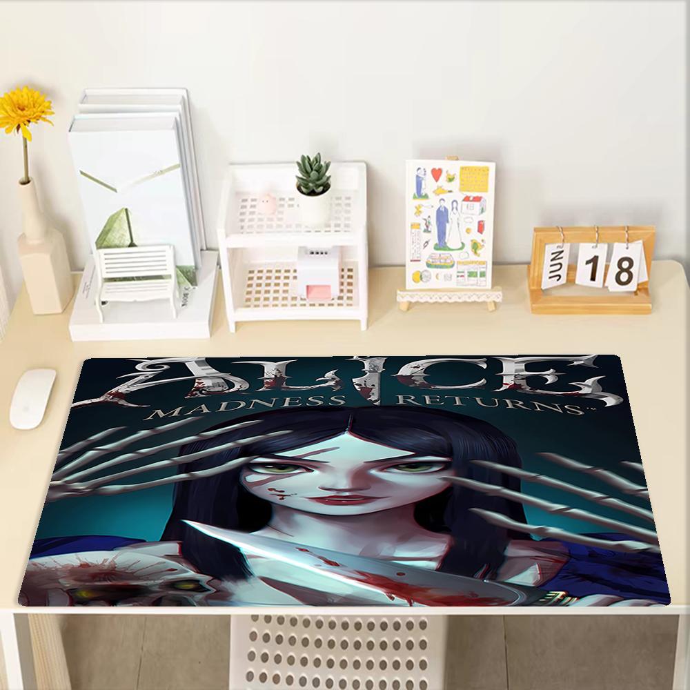 Halloween Horror Theme Mouse Pad, Non Slip Rubber Base, Multifunctional Office & Home Decor, Perfect for Workspace Personalization.