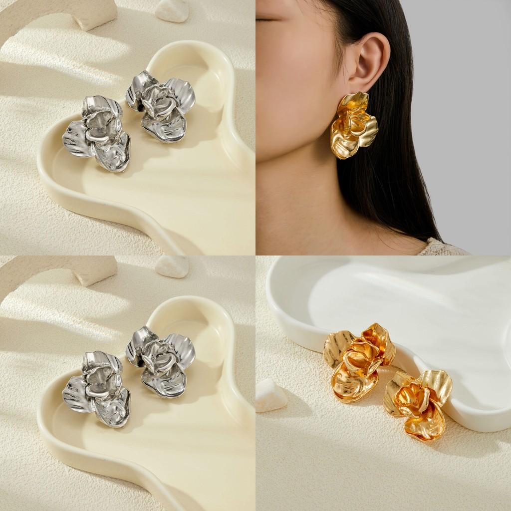 Stylish Vintage Floral Earrings With Eye-catching Gold Plated Design Perfect For Fall 2024