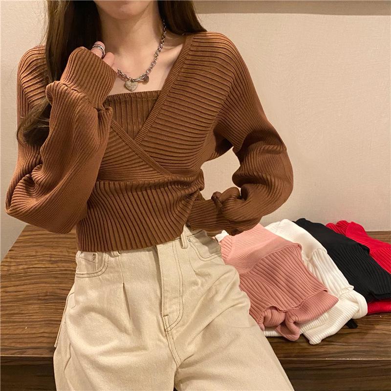 

Autumn Women s Loose Fit Two-Piece Set: Long Sleeve Knitted Sweater & Top кавовий
