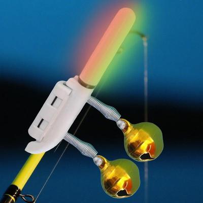 Canne à pêche lumière Clip Bâton lumineux de pêche Cloche de canne Charge USB Matériel lumineux Lampe brillante de nuit Cloche de pêche Anneau indicateur d'alarme