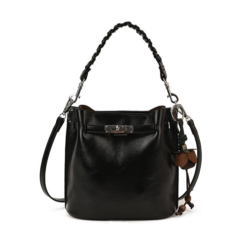 Damska retro tkana torebka crossbody typu bucket - styl europejski i amerykański, torebka casualowa high-end na jedno ramię pod pachę