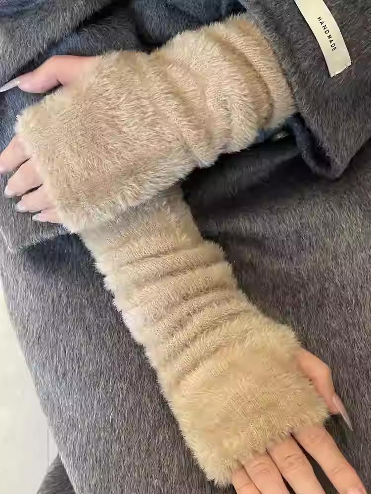 Soft Waxy Plush Half-finger Gloves Women's Plush Warm Autumn and Winter Sleeves Cute Imitation Rabbit Hair Japanese Long-sleeved Leaking Finger Gloves
