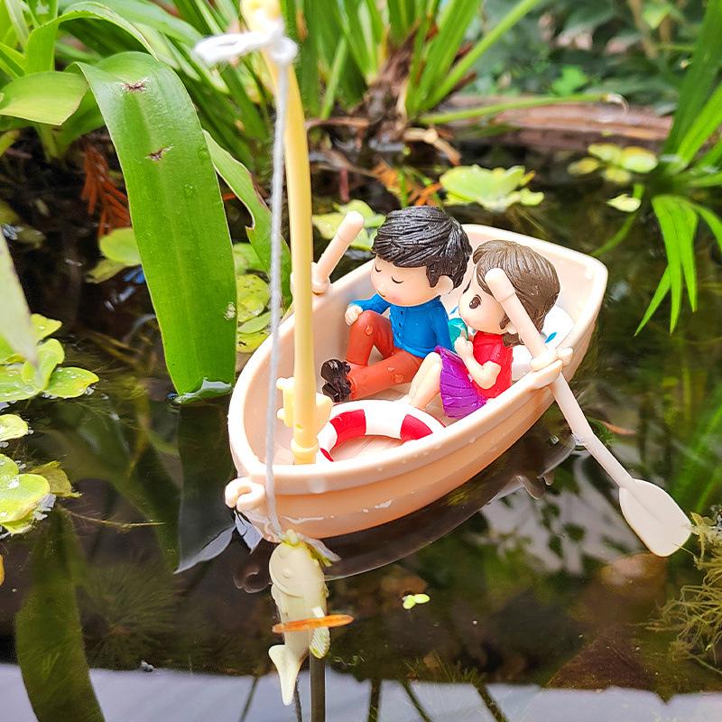 Miniature Floating Boat Ornament - DIY Model for Fish Tank & Landscaping