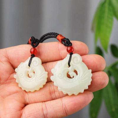 Ciondolo Drago Pesce in Giada Hetian - Regalo per Conferenza in Giada Stile Cinese.