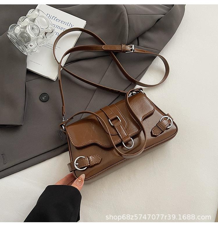 Bag lady 2025 new trendy high sense fashion shoulder messenger bag retro versatile Internet celebrity explosion small square bag