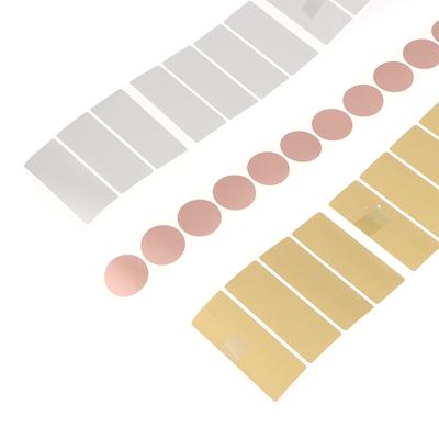 300 ks/role stíracích nálepek štítky tajný kód krycí nálepky samolepicí nálepka stírací nálepky na karty aktivity