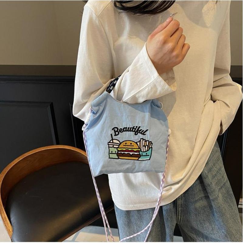 Fashion Sweet Nylon Embroidered Canvas Shoulder Bag Casual Commuter Student Small Square Bag Trend Versatile Crossbody Bag