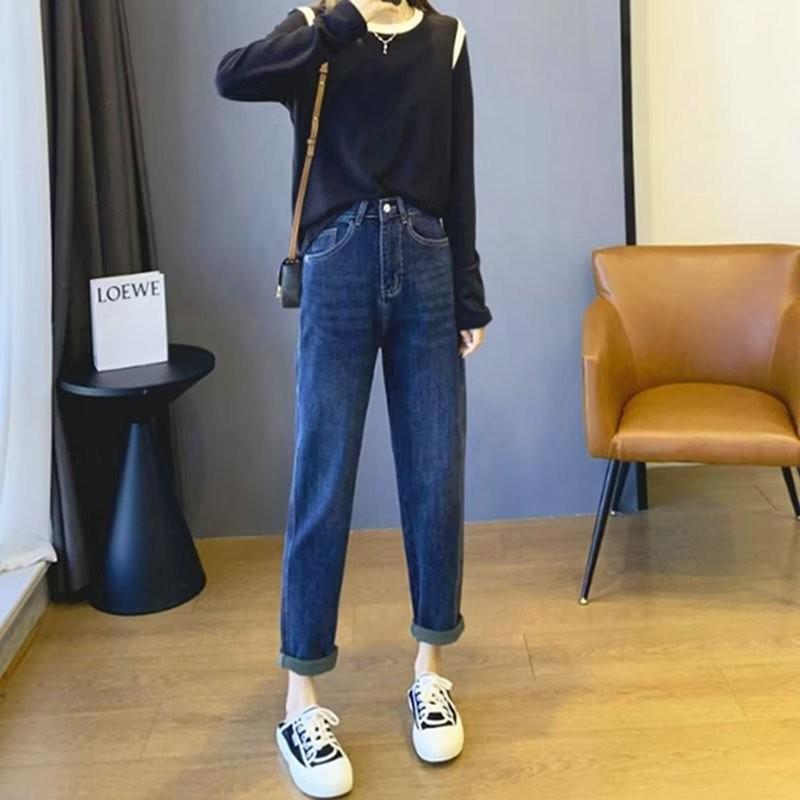 

Women s Thickened Velvet Harem Jeans: Straight, Loose, Slim Fit for Autumn/Winter 2025 5XL