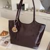 IELGY Large-Capacity Underarm Bag Women's Fashion Commuter One-Shoulder High-End Niche All-Match