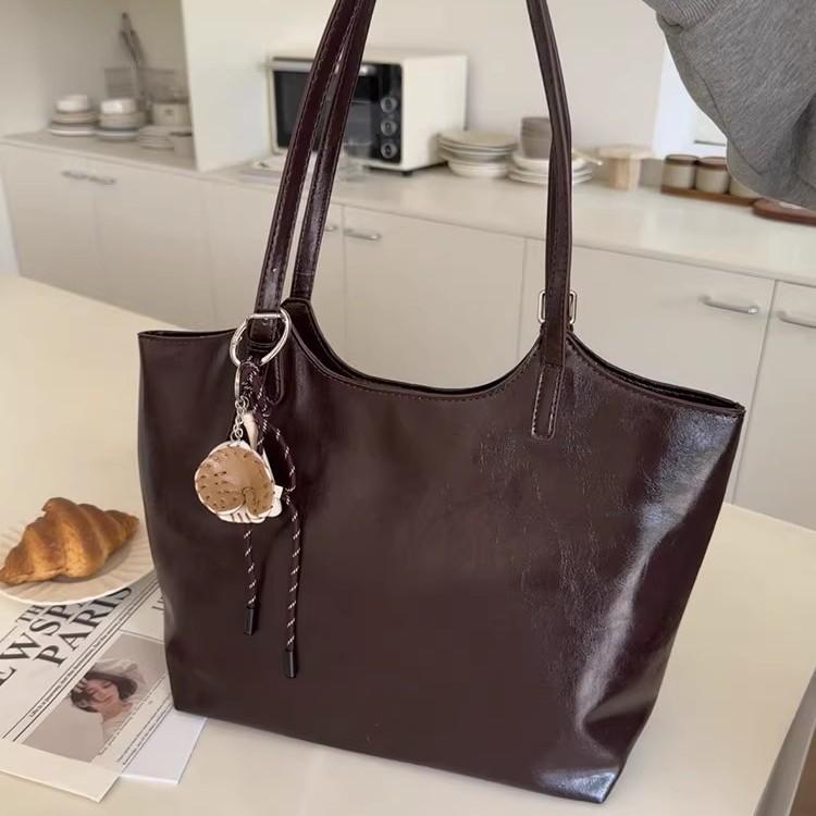 IELGY Large-Capacity Underarm Bag Women's Fashion Commuter One-Shoulder High-End Niche All-Match