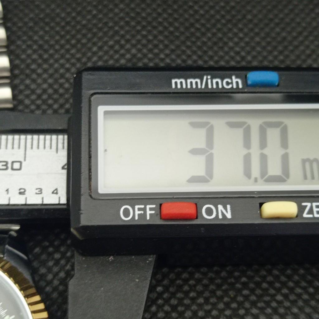 REFURBISHED VINTAGE SEIKO TRANSPARENT BACK JAPAN MENS AUTOMATIC WATCH A304958-9 SKU575a-a304958