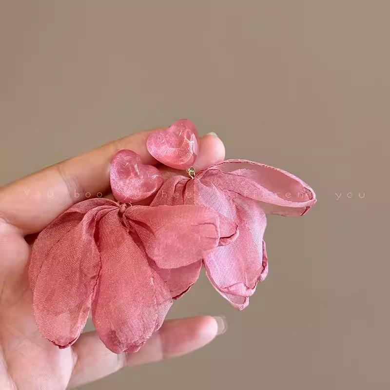 Resort Style Sunflower Earrings - Spring/Summer 2025 Collection for Women