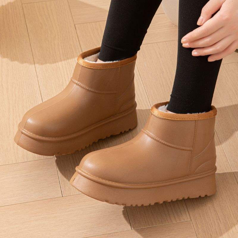 Fleece snow boots waterproof rain boots non-slip warm student Korean version boots EVA integrated shoes kitchen rain boots jacket
