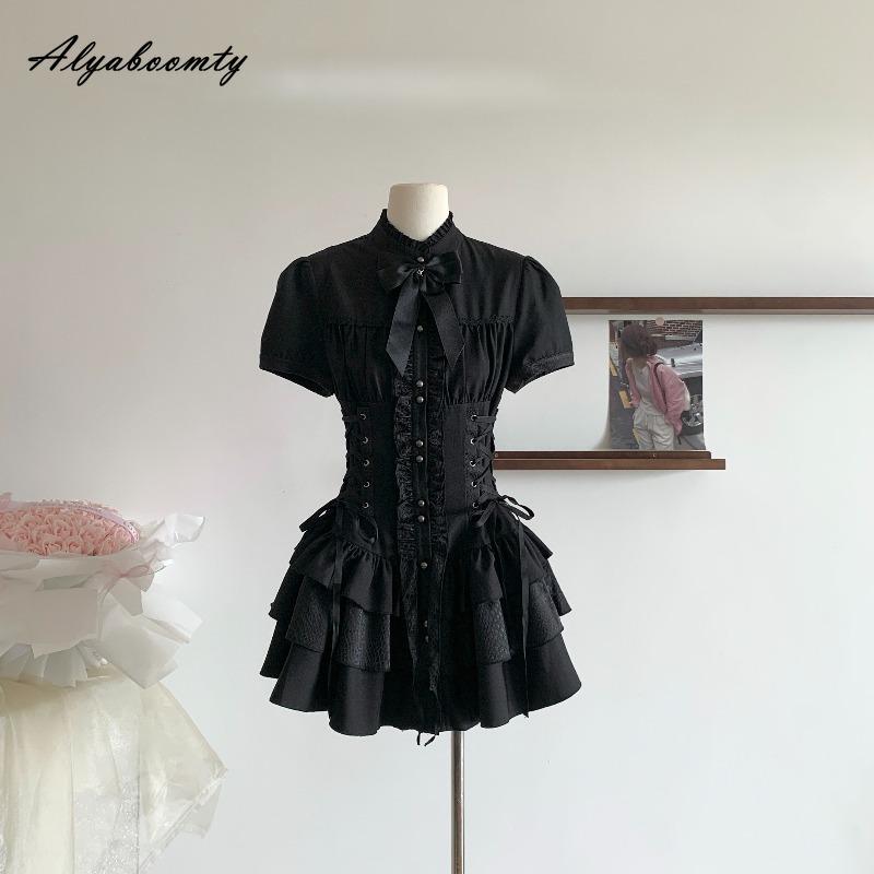 

Lolita Style Summer Women Black Mini Ball Gown Dress Gothic Ruffled Collar Bow Bandage Y2K Dress Harajuku Halloween Layered Ruffles Cosplay Costume L чорний