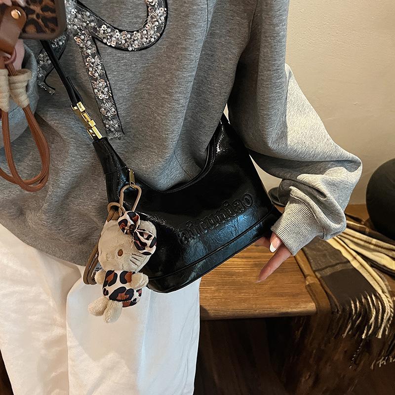 Small-scale Custom-made Fashionable Shoulder Bag, Handbag, Cross-body Bag, and Wrap-around Bag