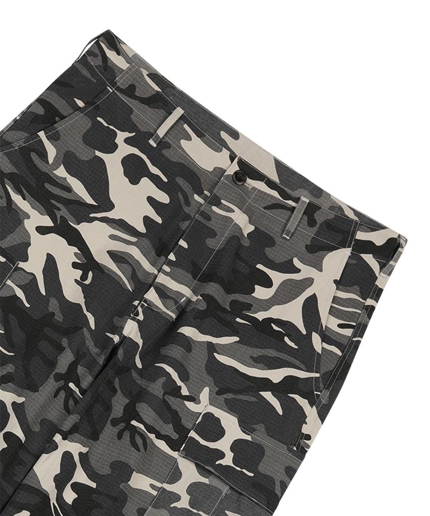 SUNDAY FRUIT MARKET Camo Cargo Pant