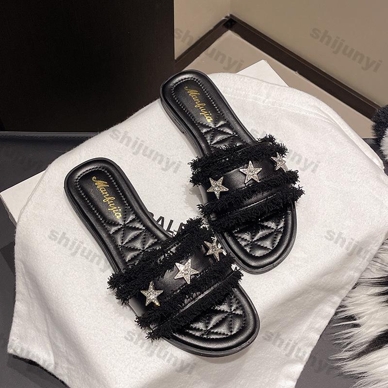 Fashion Women Summer Shoes 2025 Summer New Non Slip Comfortable Slippers Outdoor Fashion Rhinestone Flat Sandals Soft Bottom Beach Shoes