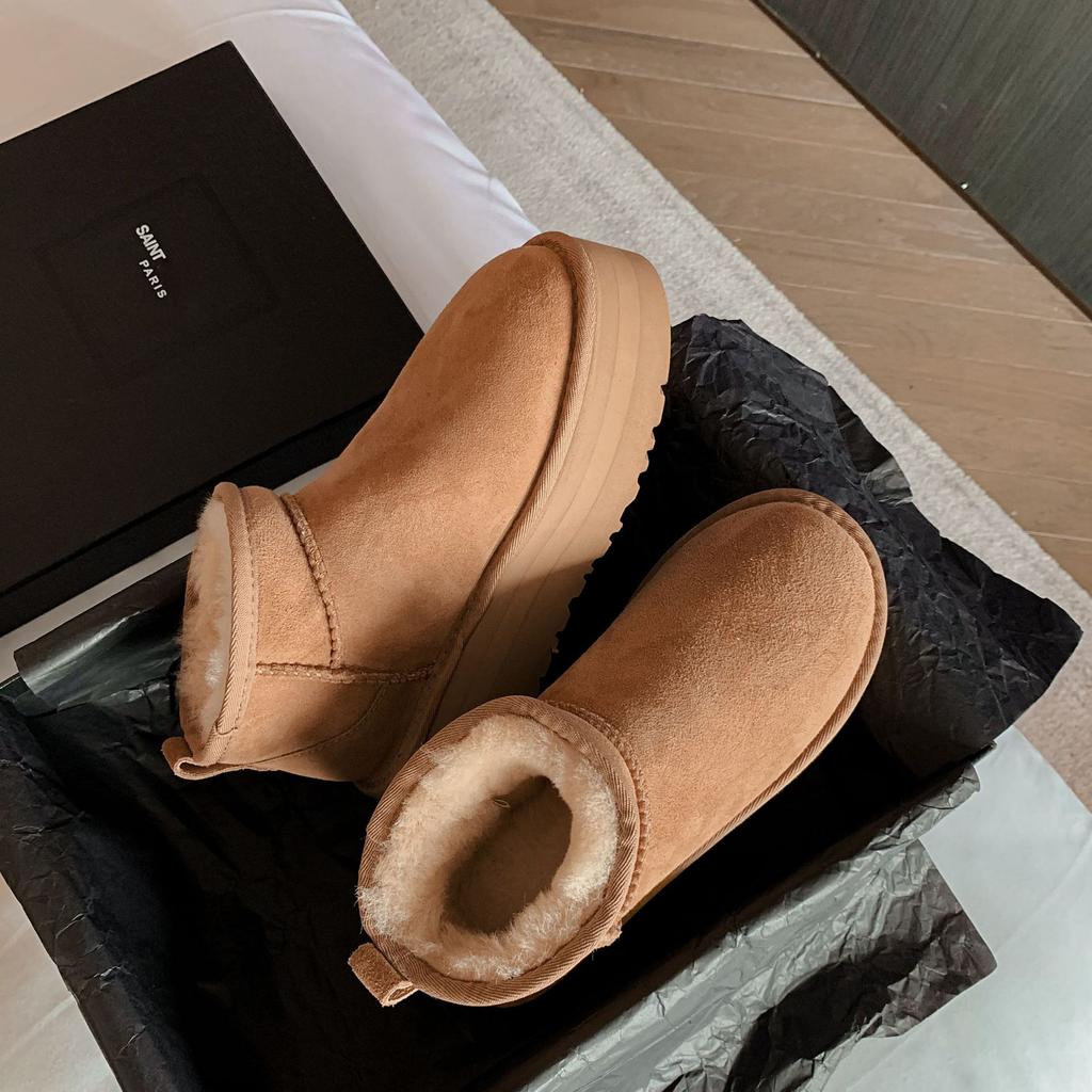 Sheepskin and fur integrated thick-soled snow boots winter 2025 winter new cotton shoes warm women's boots women's velvet short boots