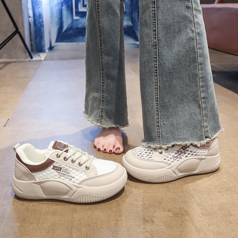 

Летние маленькие белые туфли новая корейская версия ins студентки сетчатые дышащие женские туфли с увеличением роста спортивная обувь повседневные кеды женские 40 коричневый